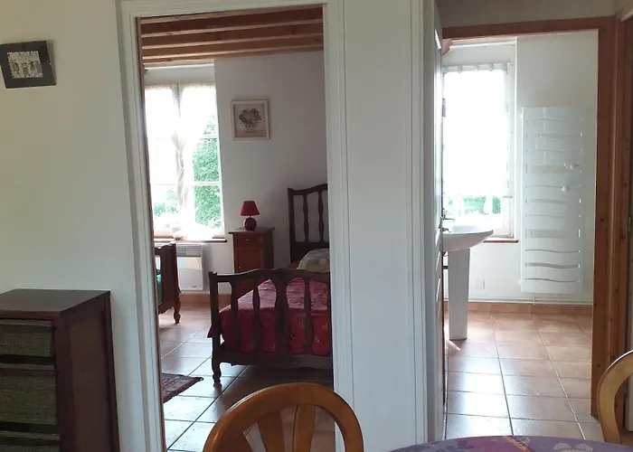 Quiet Spacious Marnefer